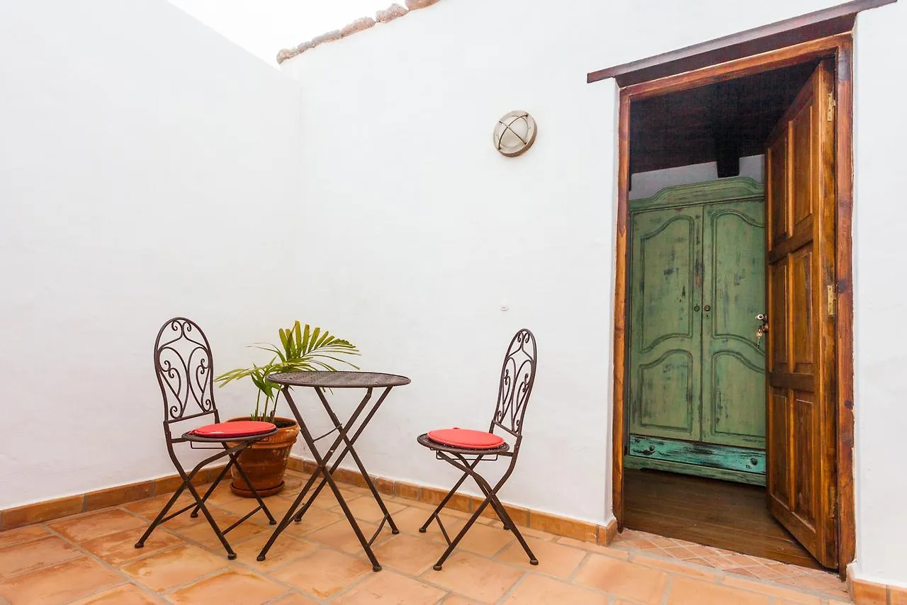 Azulfit Surya Yoga & Pilates Retreat Hotel La Oliva 0*,